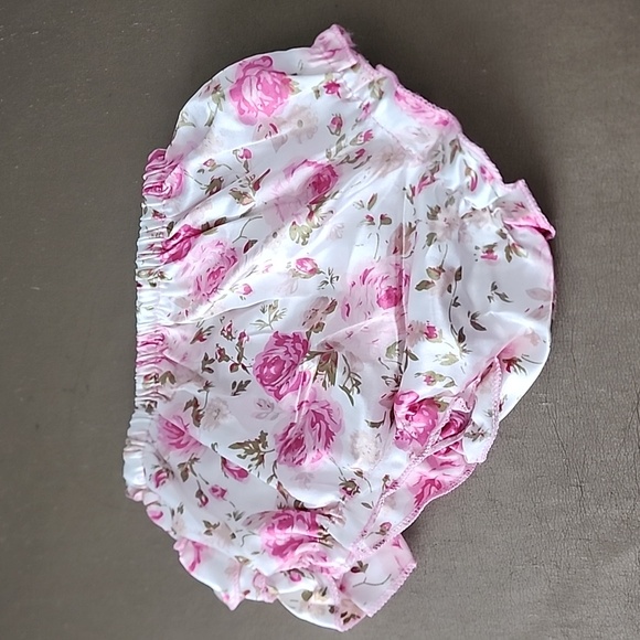 Embroidered onesie with matching pantaloon - Picture 4 of 4